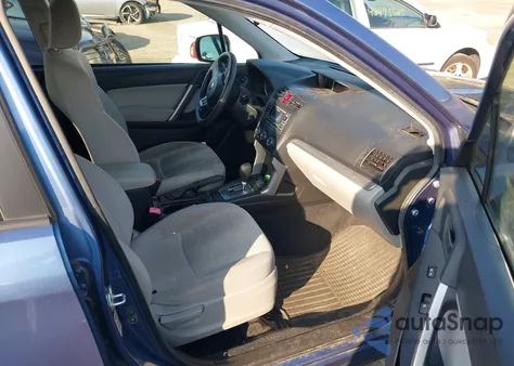 2015 Subaru Forester 2.5I Premium z USA, uszkodzony, nr VIN JF2SJADC6FH459948